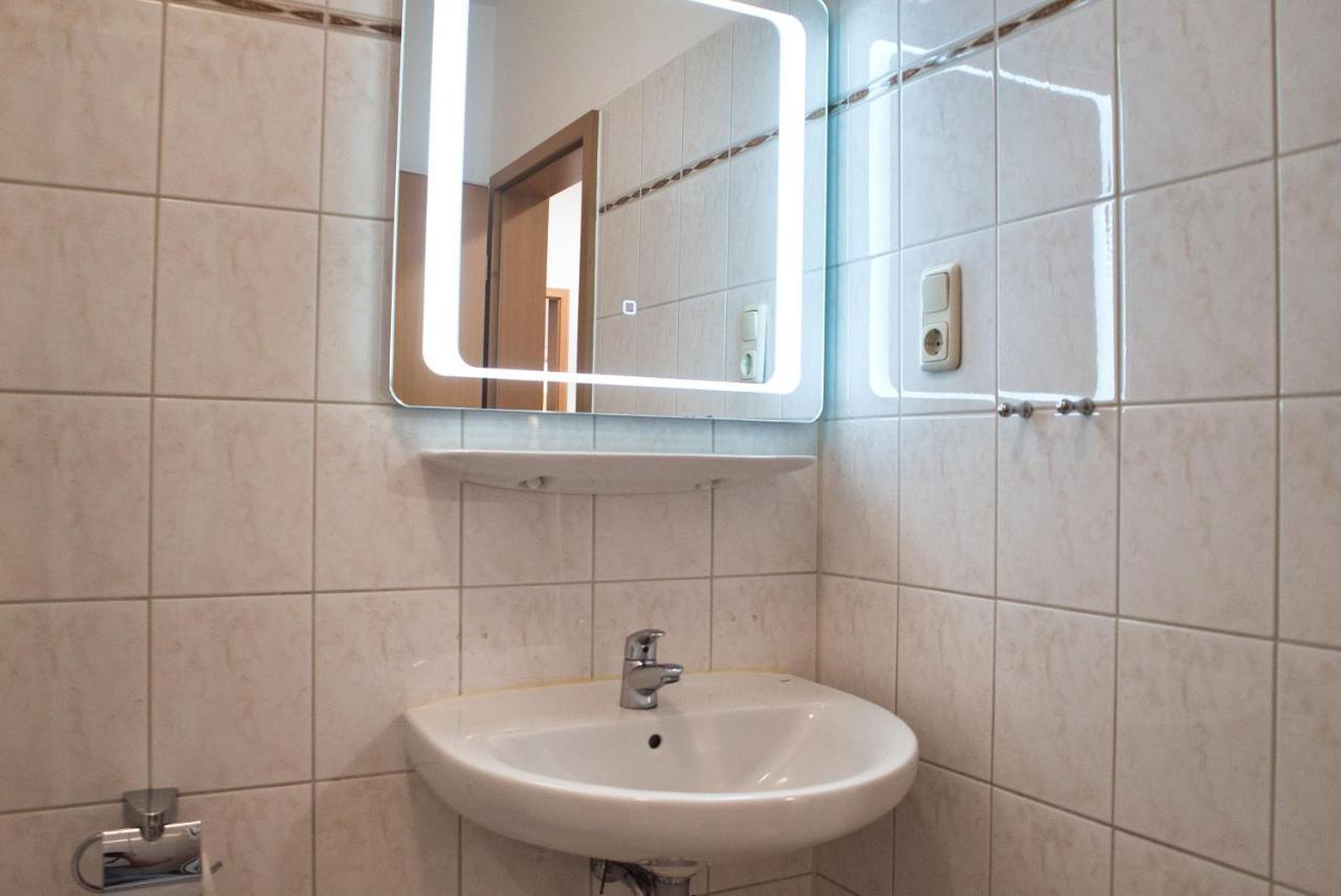 Strandnah, Balkon, Ahoi Erlebnisbad Gratis In Sellin - Strandresidenz Brandenburg Fewo 36 เกอเรน ภายนอก รูปภาพ
